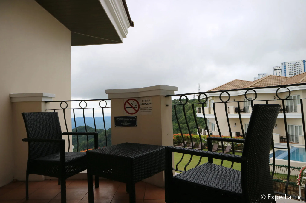 Balcony & Terrace