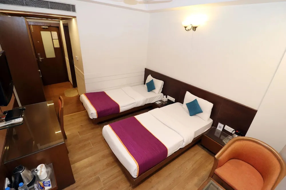Hotel Rajhans Regent - Chambres