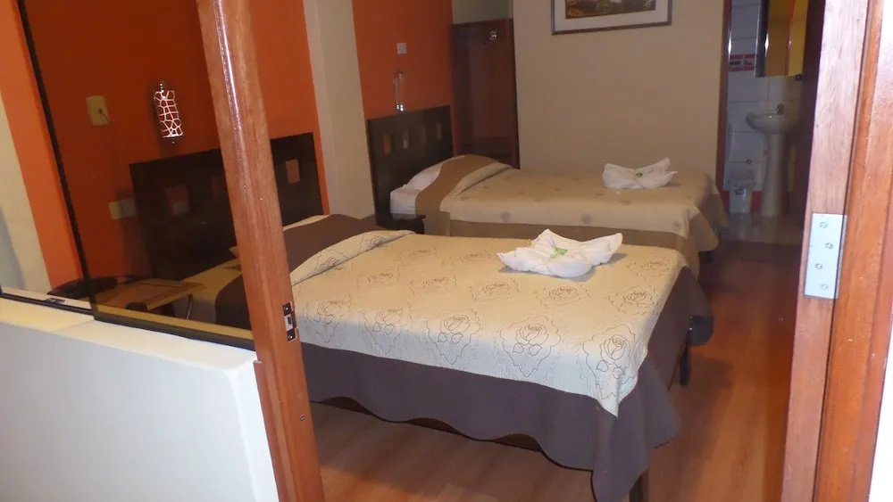Standard Double room (twin beds)