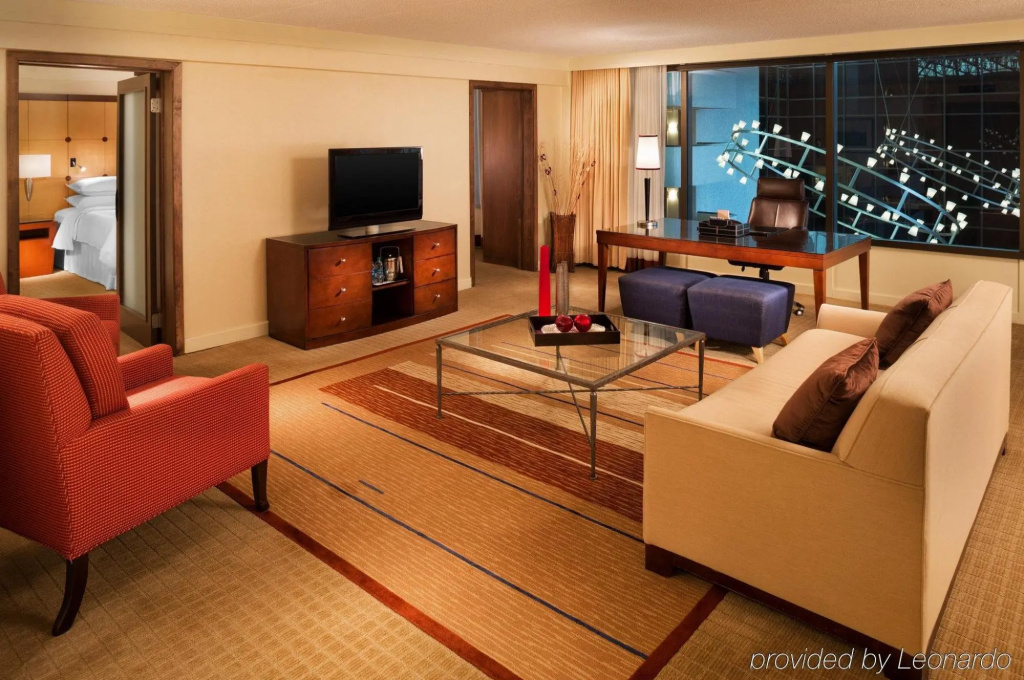 Sheraton Bloomington Hotel