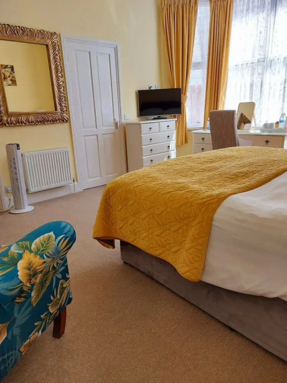 Superior Double Basement room (full double bed)