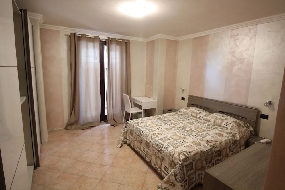 Residence del Prado - Chambres