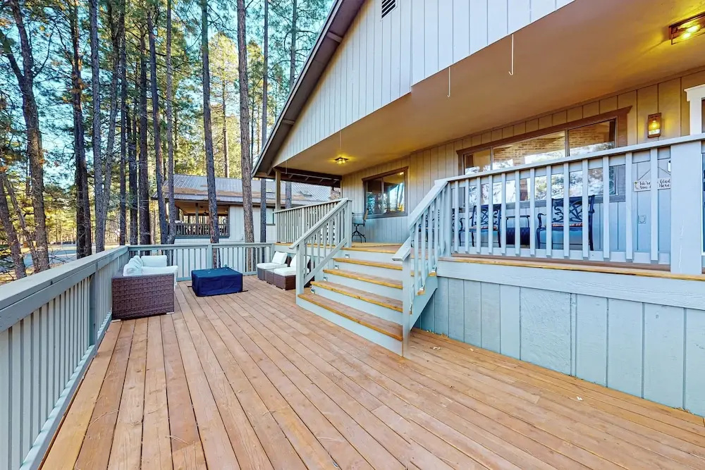 4BR Home w/ Decks, Fireplace, Golf Nearby