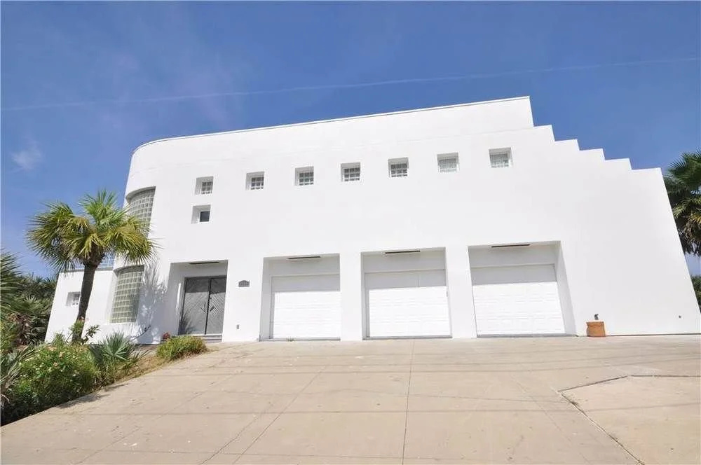 Flagler Seascape 4 Br home by RedAwning