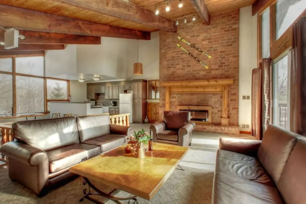 Spacious 8 bdrm Cottage with Private Beach Access, BBQ, Hot Tub, Sauna, Pet friendly - фото 6