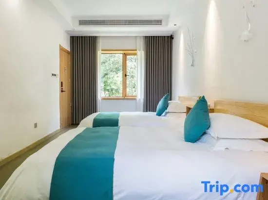 Standard Double room with garden view (twin beds)