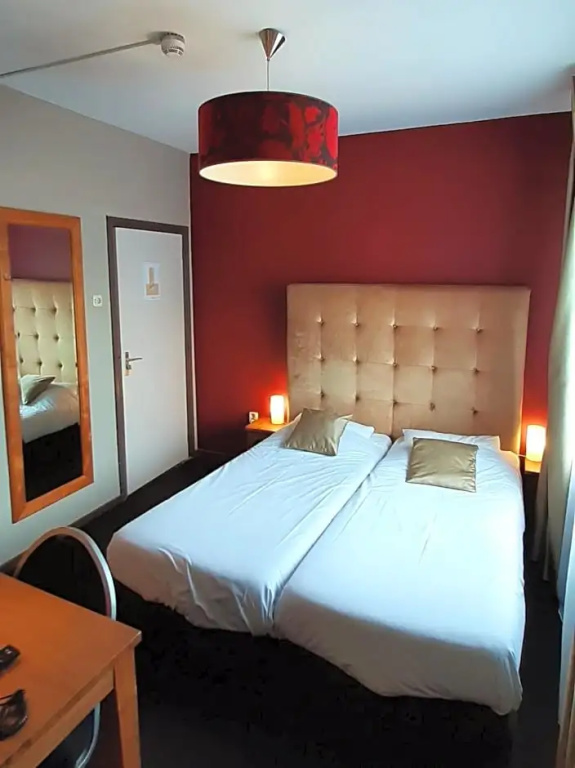 Economy room