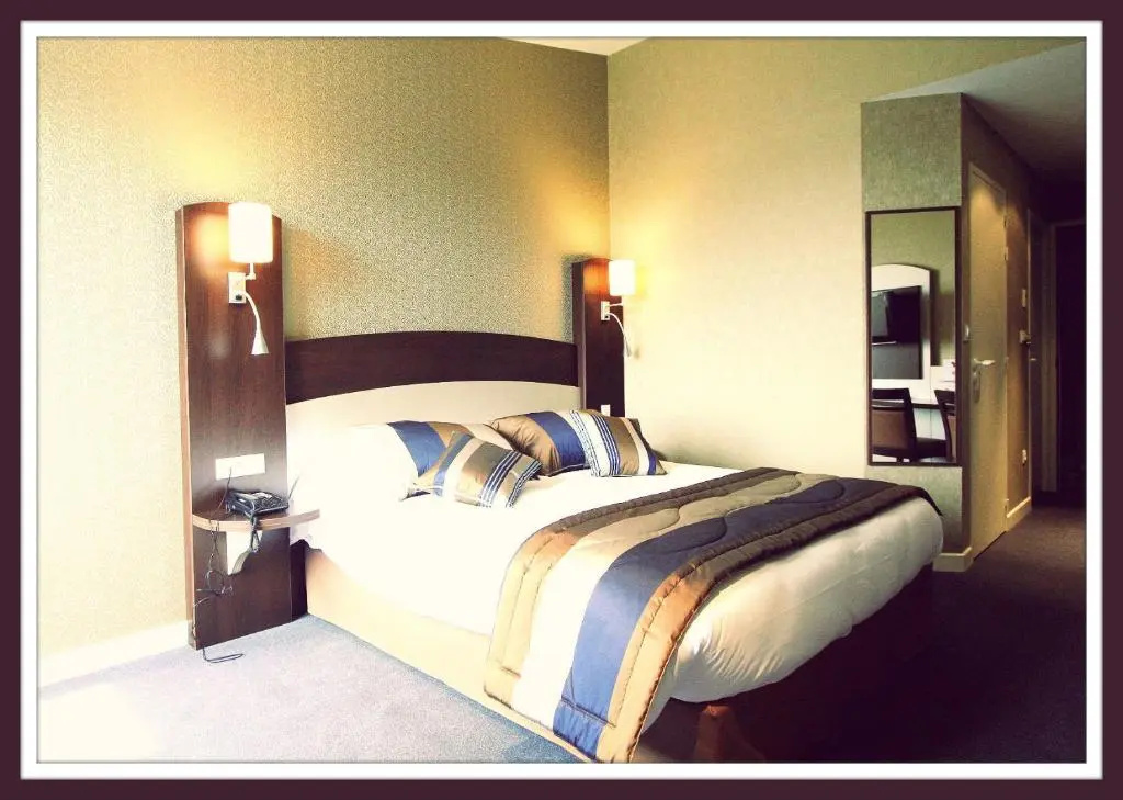 Superior Double room (full double bed)