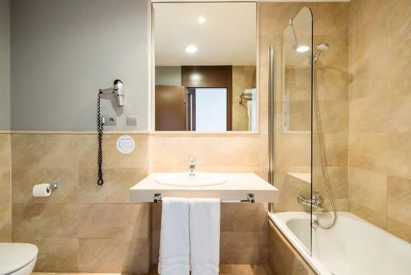 Hotel ILUNION Calas De Conil - Chambres