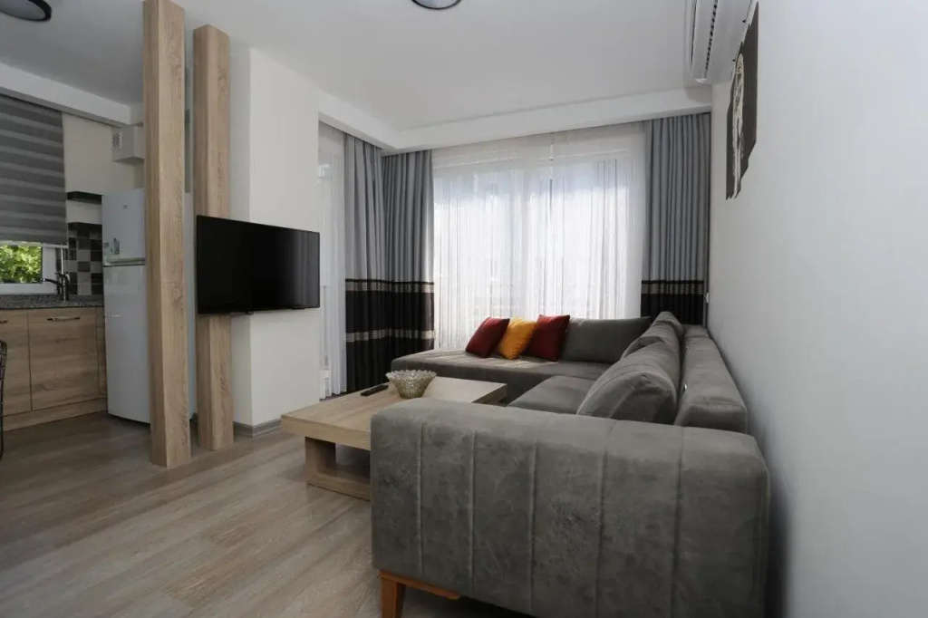 Elanis Suites — фото