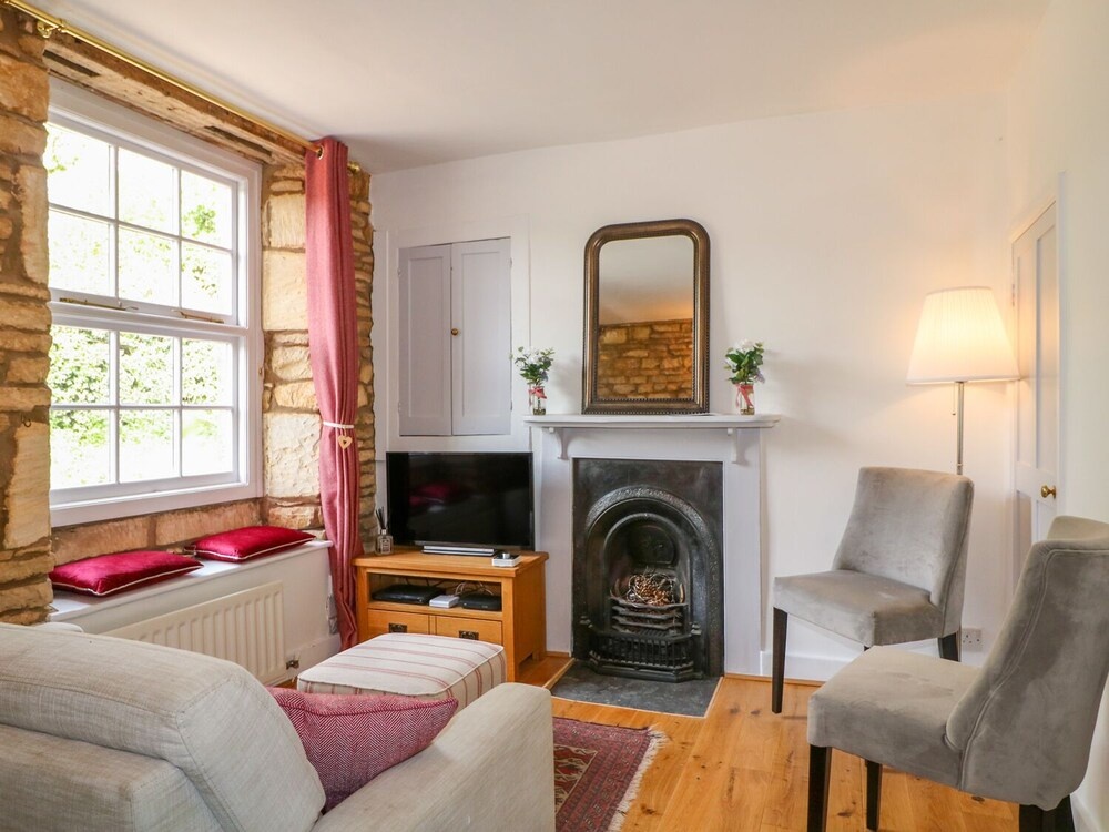 Thrower's Cottage — 4