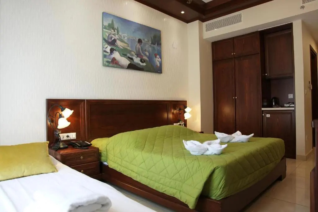 Classic Triple room with mountain view