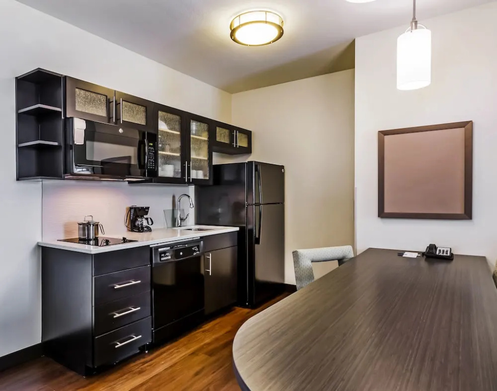 1 Bedroom Suite