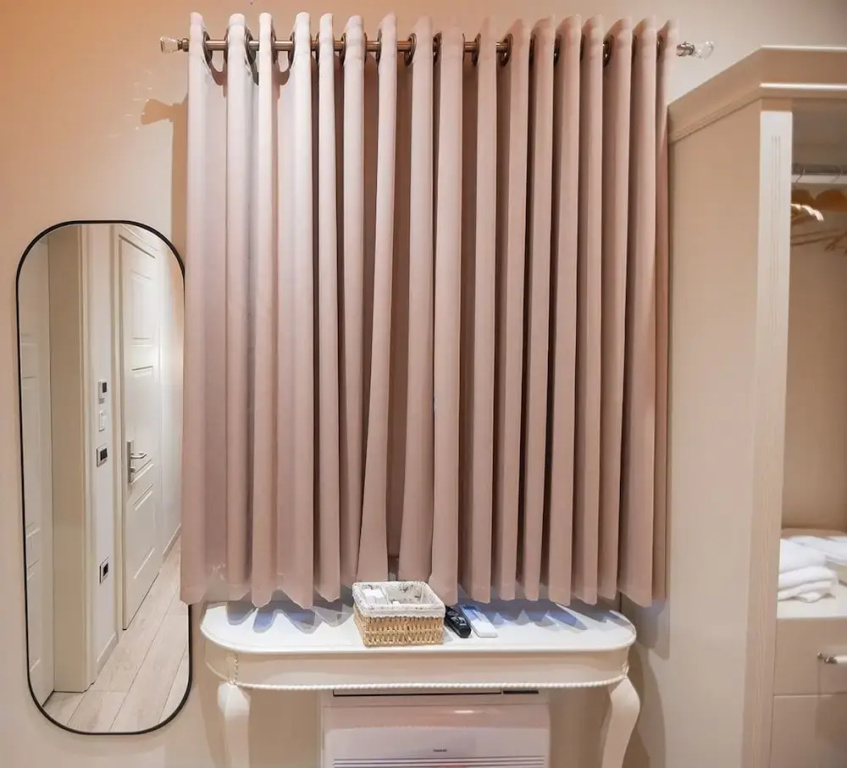 Comfort room