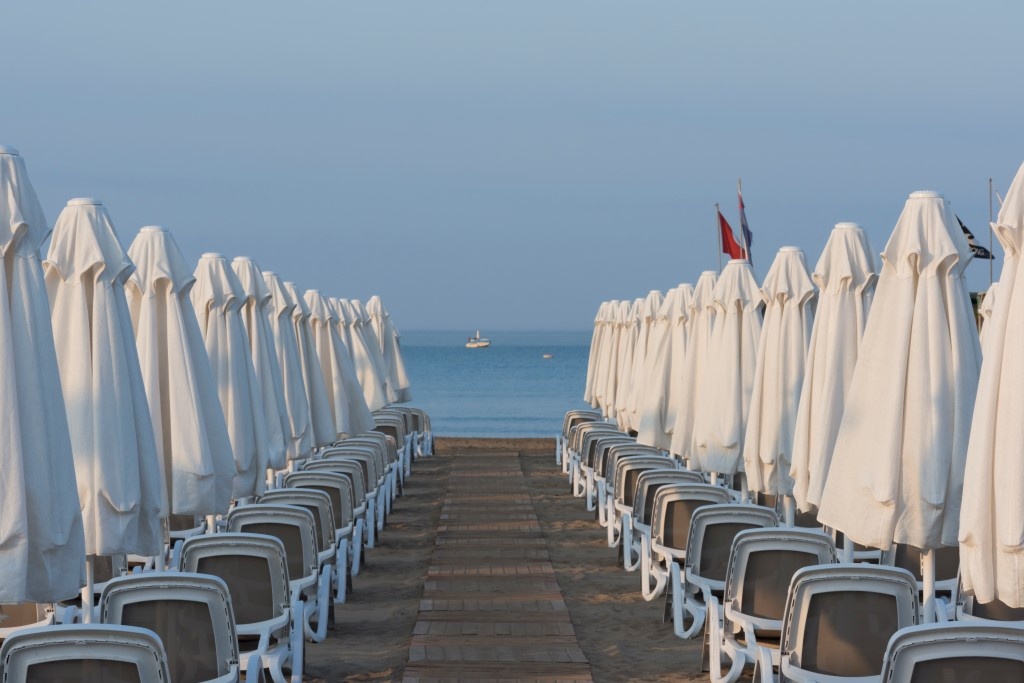 Beach & Waterfront