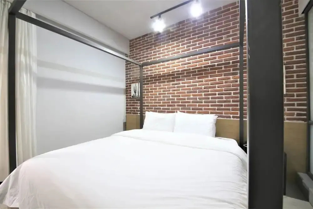 Royal Double room (full double bed)