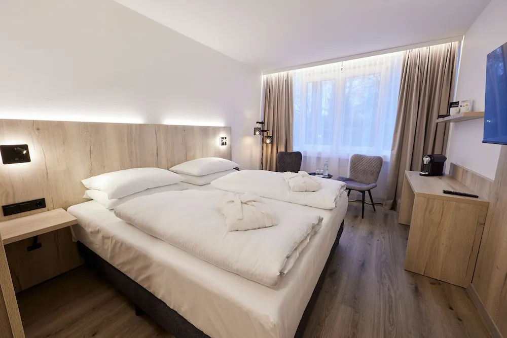 1 Bedroom Comfort Double room (full double bed)