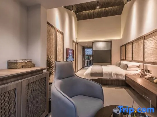 2 Bedrooms Standard Double room with courtyard view (full double bed)