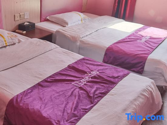 Bed in Dorm (male dorm)