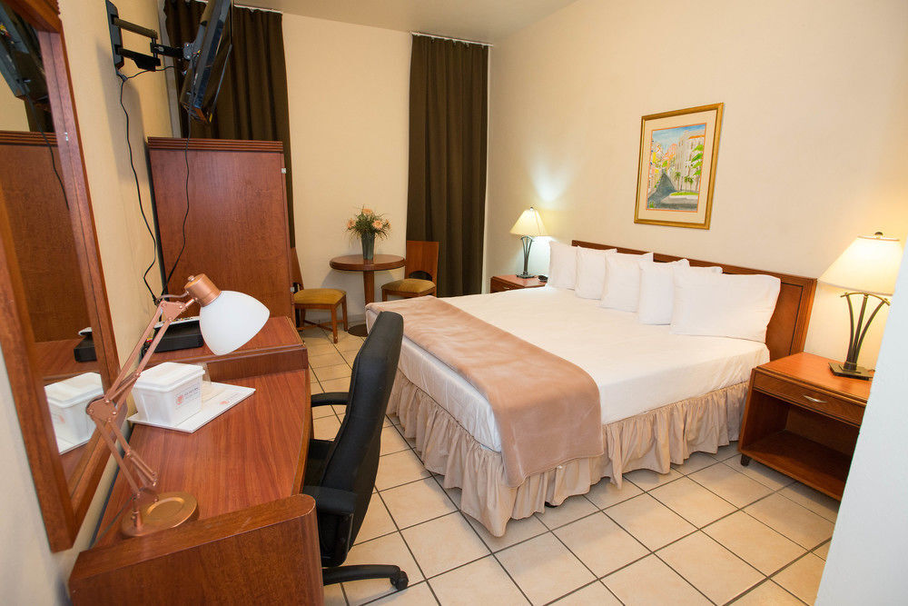 Hotel Plaza De Armas Old San Juan by null