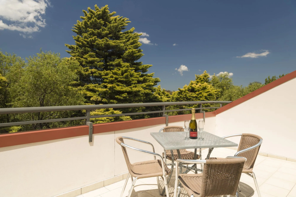 Balcony & Terrace