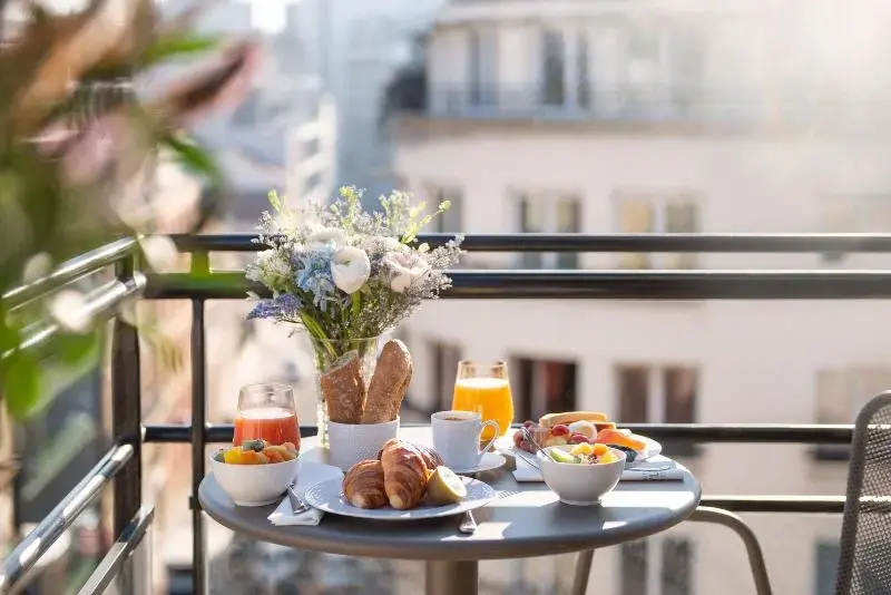 Hotel Yllen Eiffel 154