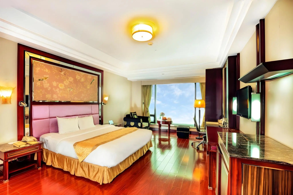 Grand Plaza Hotel Hanoi — фото
