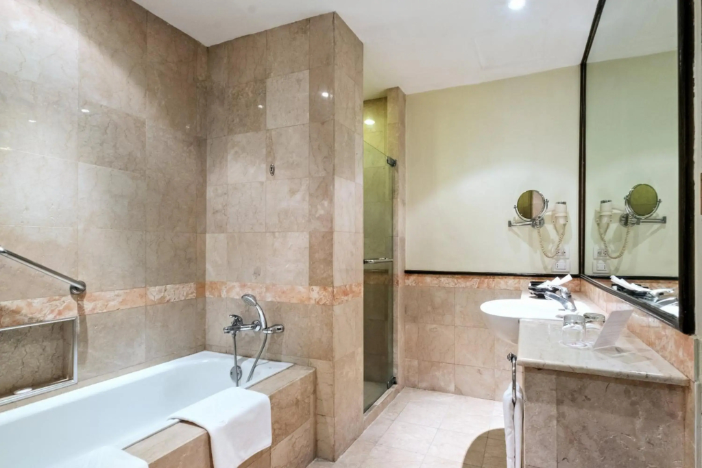 Waterfront Cebu City Hotel & Casino - фото 9