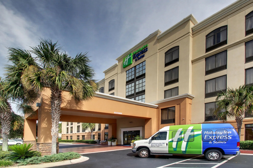 Holiday Inn Express & Suites Jacksonville SE- Med Ctr Area by IHG
