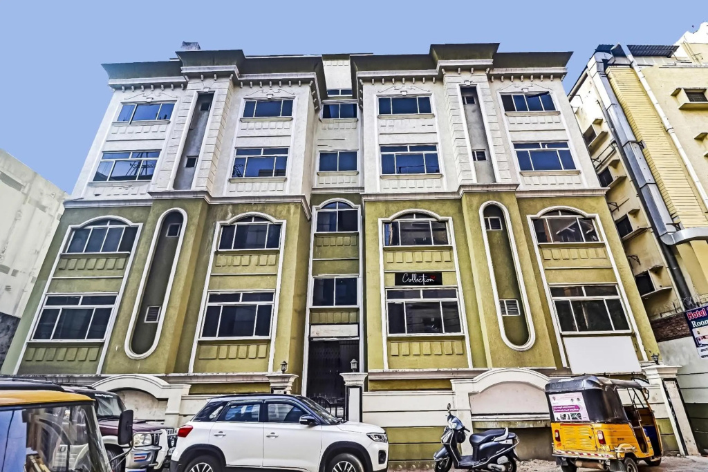 Capital O 89127 Hotel Samrat Palace