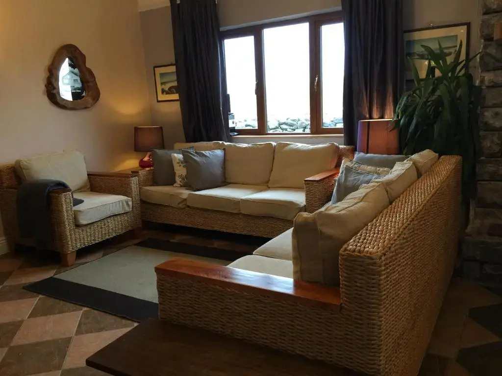 Inisheer Hotel (Óstán Inis Oírr) — фото 2