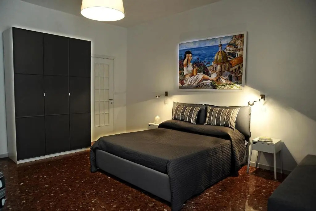 Deluxe Double room with balcony (full double bed)