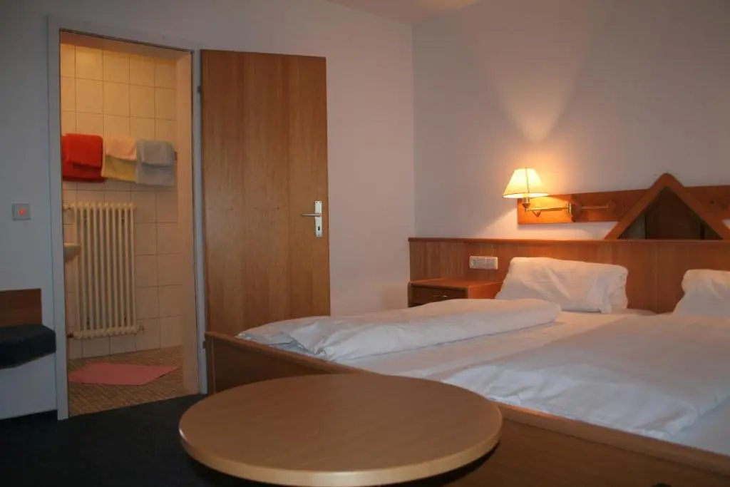 Hotel Pfauen - Chambres