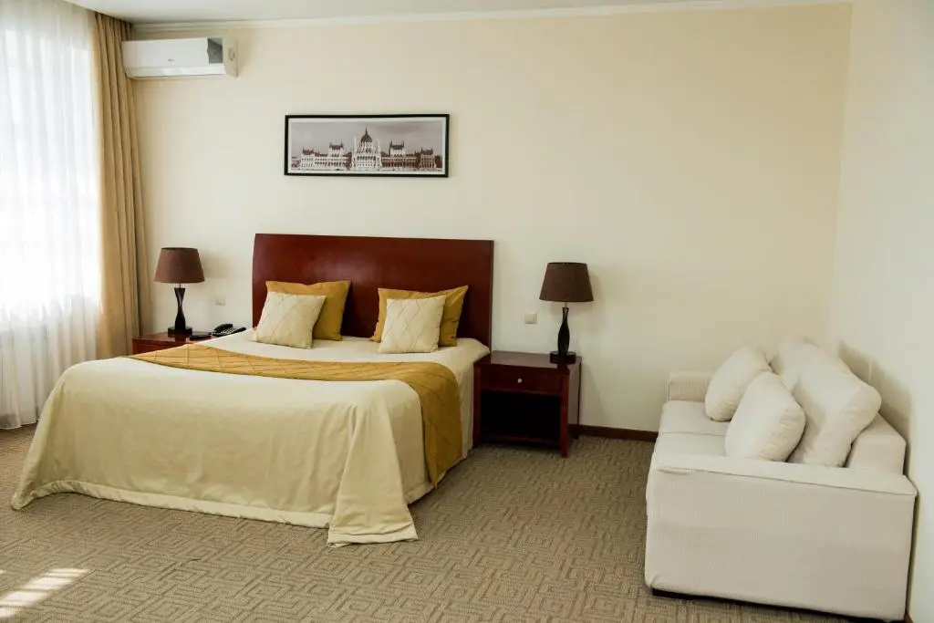 1 Bedroom Suite with balcony