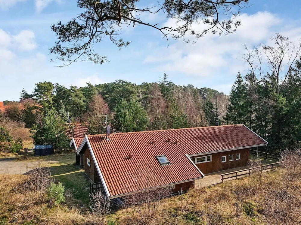 Chic Holiday Home In Nexo With Whirlpool