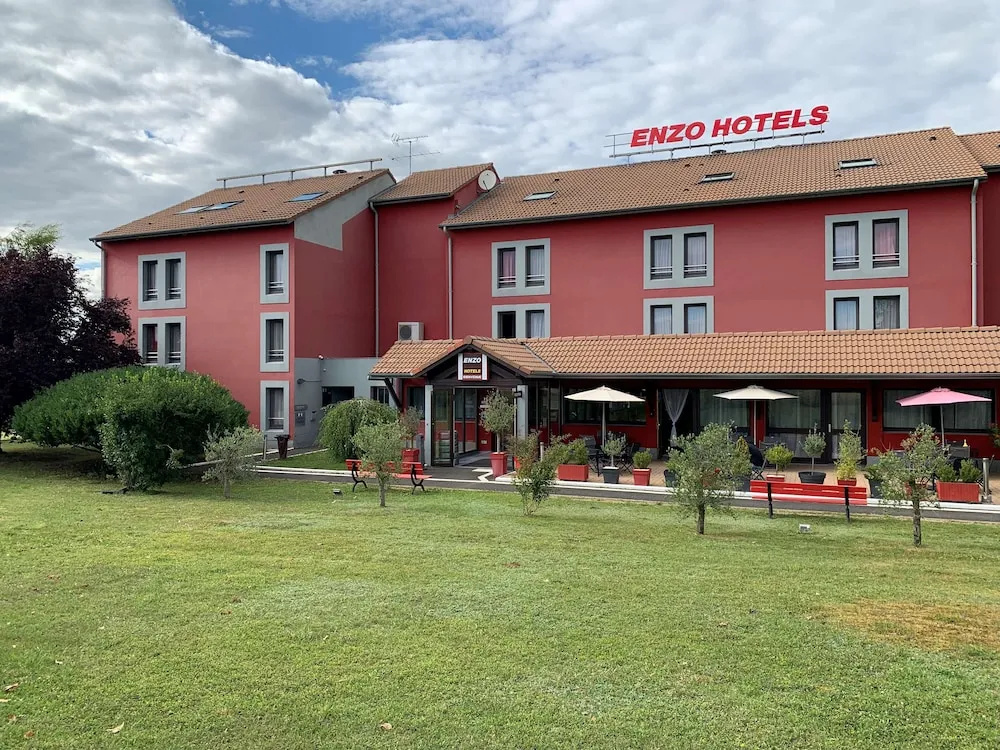 Hotel Kyriad Design ENZO CANNES-ECLUSE