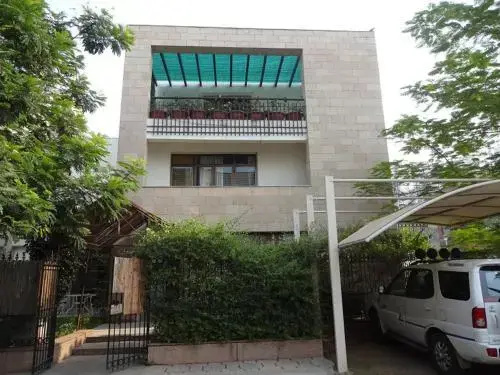 Cinnamon Homestay off Sohna Road