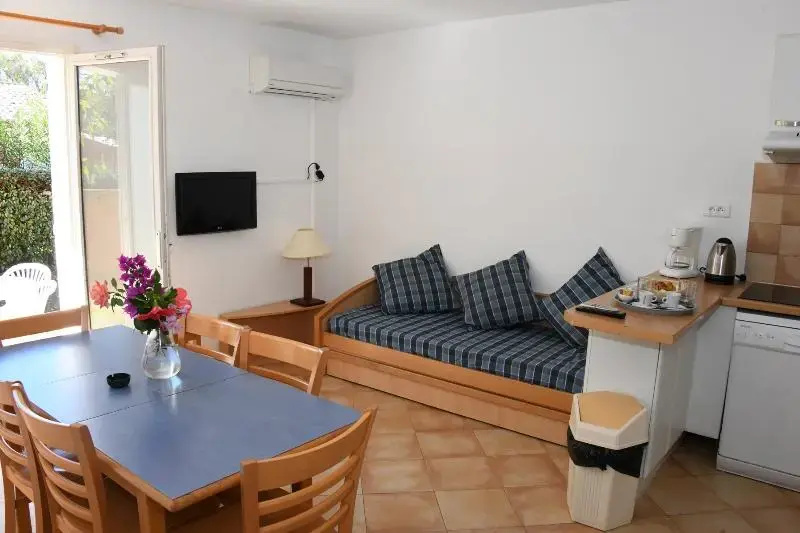 Double Apartment (twin beds)