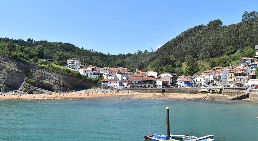 Beach & Waterfront