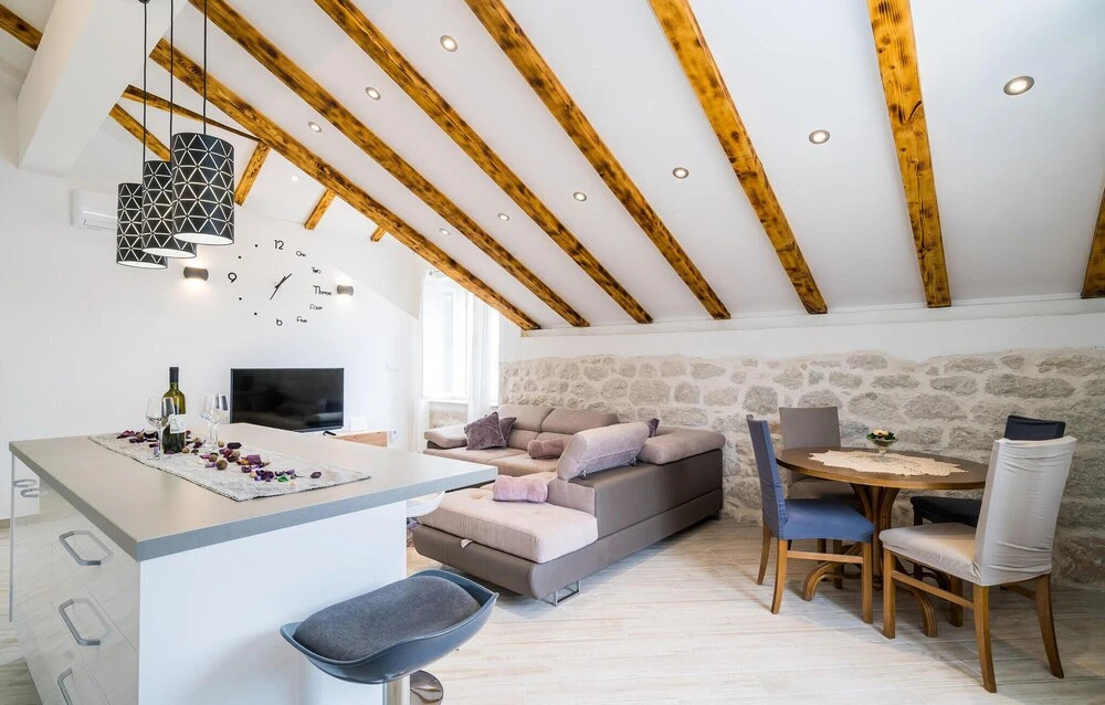 Nice Home in Slano With 6 Bedrooms and Wifi - фото 6