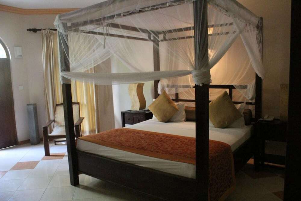 Hotel Bentota Village