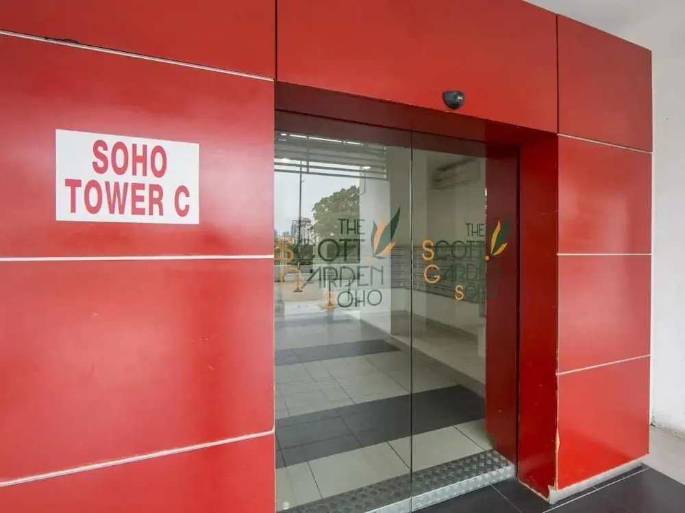 Scott Garden - Mid Valley by Leisure2U - Cheap stay, check in out time and price negotiable