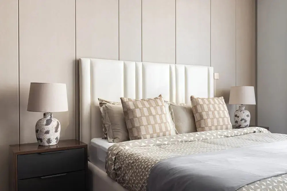 SIMPLY COMFORT Skyline Apts at Nobles Tower with Luxury Burj View — фото