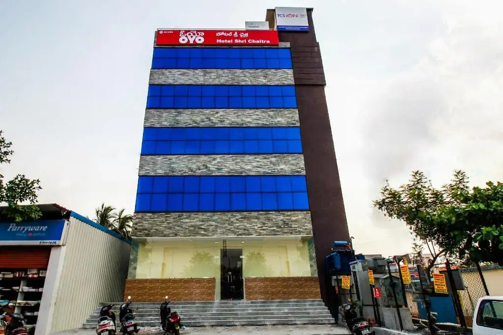 Hotel Shri Chaitra by OYO Rooms