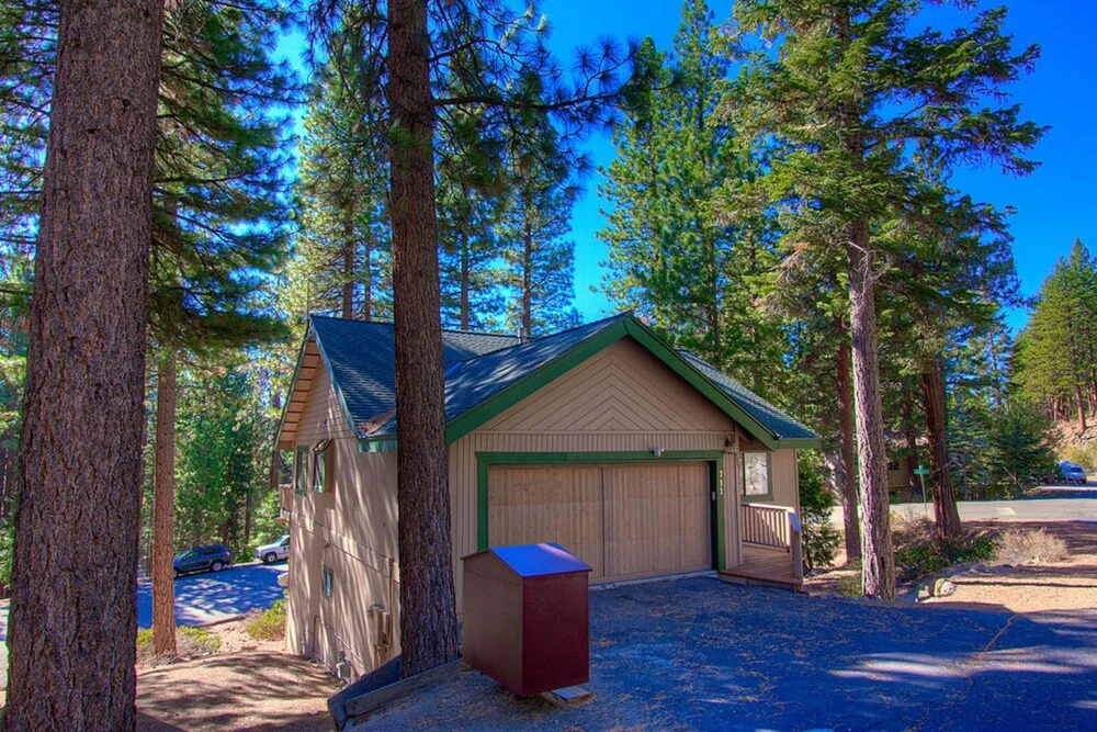 Gale Force Wind by Lake Tahoe Accommodations