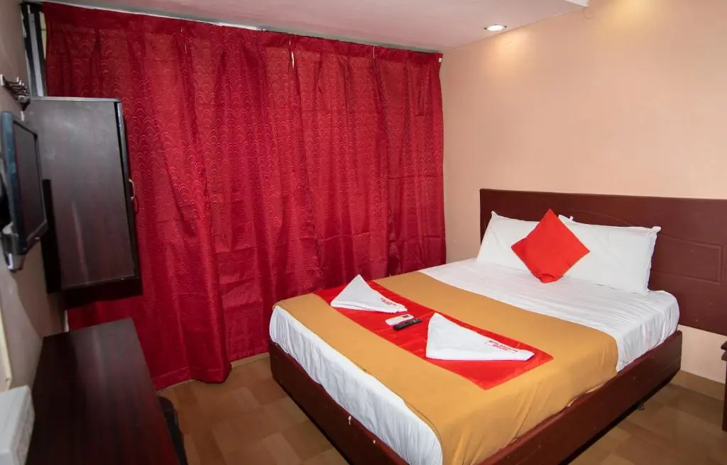 Hotel Boopathi - Chambres
