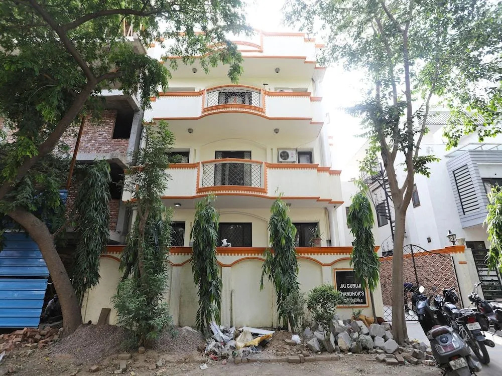 OYO 14408 Corple Stays
