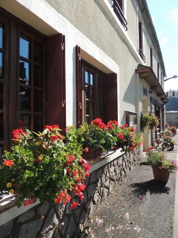 Hotel Restaurant Du Plomb du Cantal