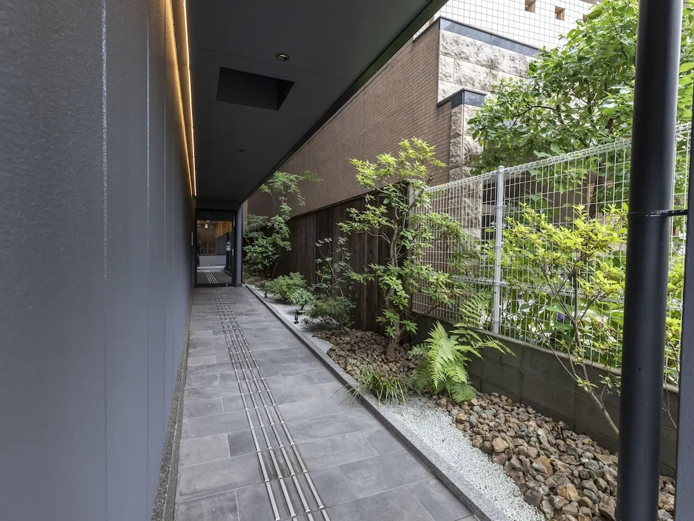 Balcony & Terrace