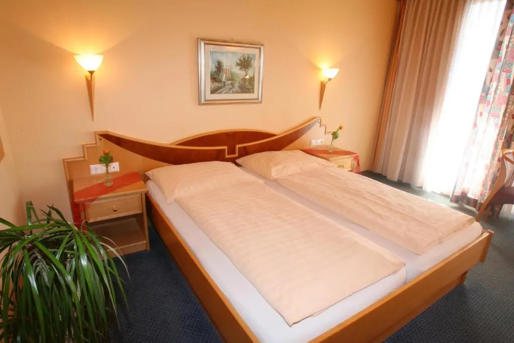 Hotel & Kurpension Weiss - Chambres